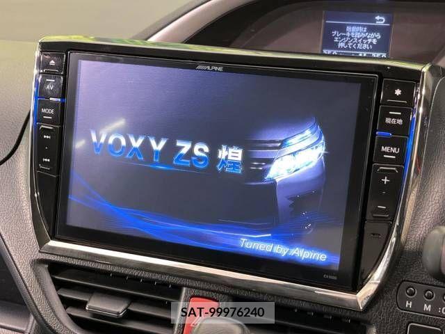Toyota VOXY 2015-11 289118-4