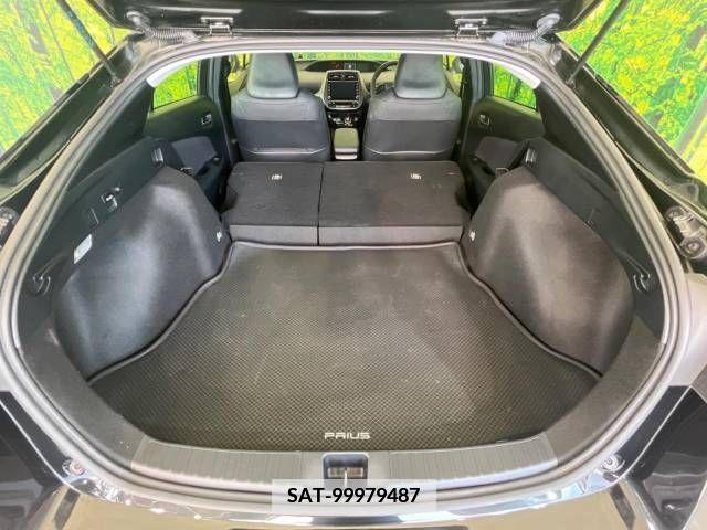 Toyota PRIUS 2021-11 366410-10