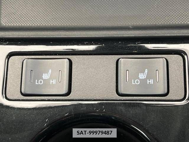 Toyota PRIUS 2021-11 366410-6
