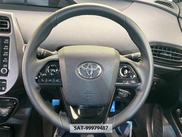 Toyota PRIUS 2021-11 366410-13