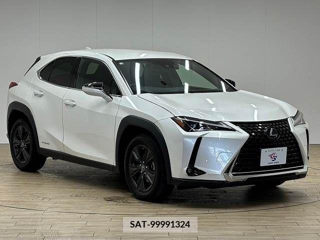 Lexus UX 2020-09 334377-13