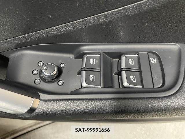 Audi Q2 2020-07 225174-15