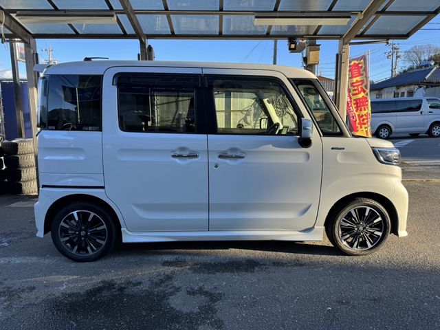 Suzuki SPACIA 2018-07 185768-16