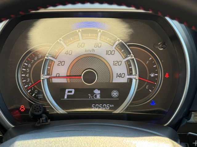 Suzuki SPACIA 2018-07 185768-9