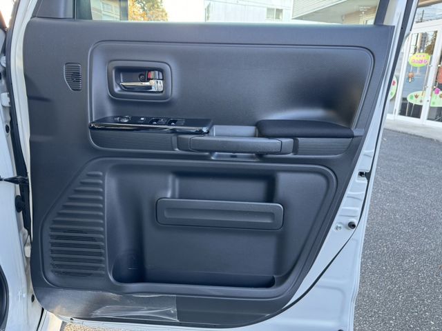 Suzuki SPACIA 2018-07 185768-4
