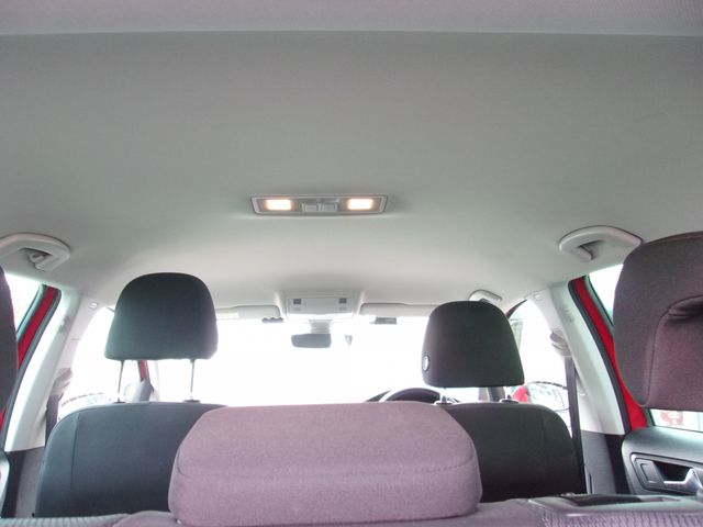 VolksWagen GOLF 2019-09 27242-16