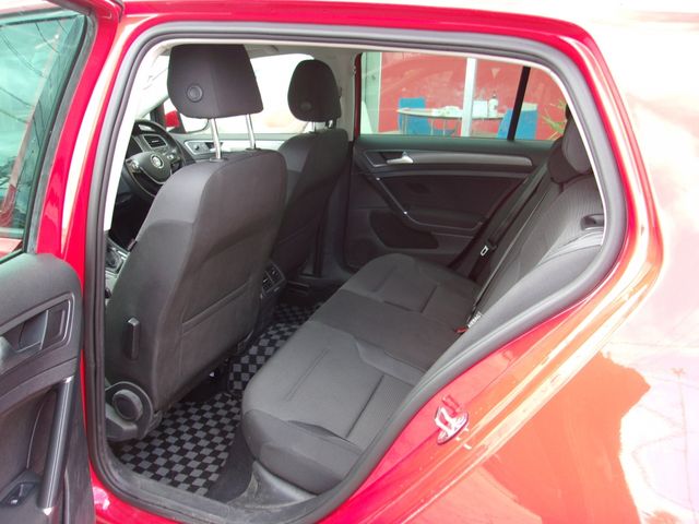 VolksWagen GOLF 2019-09 27242-14