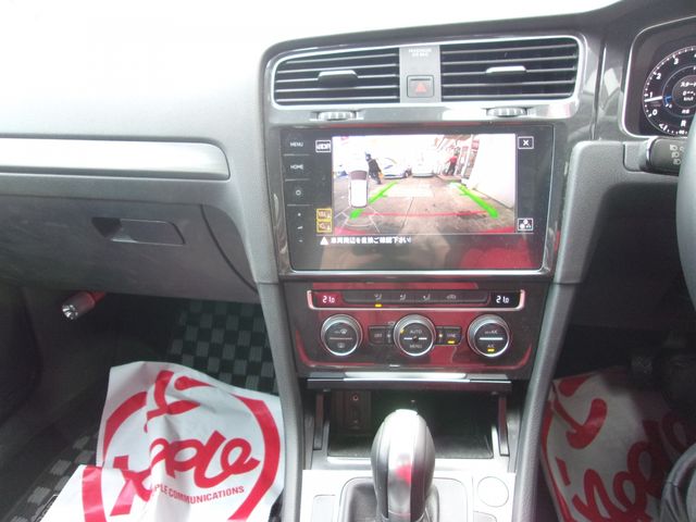 VolksWagen GOLF 2019-09 27242-6