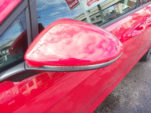VolksWagen GOLF 2019-09 27242-12