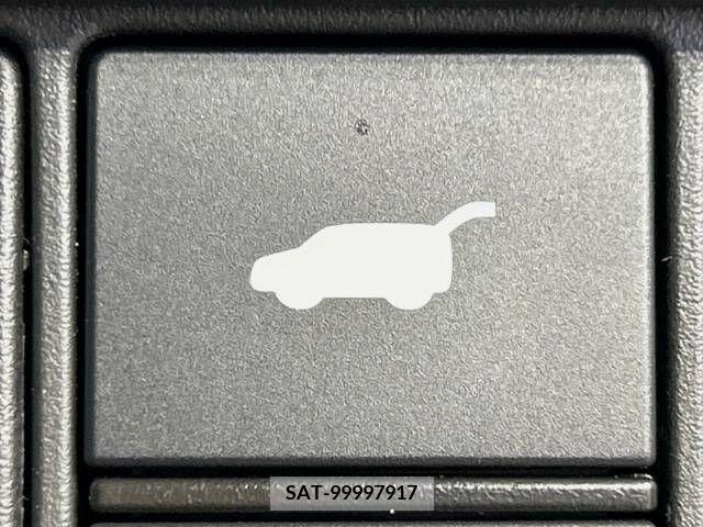 Honda ZR-V 2023-06 215890-5