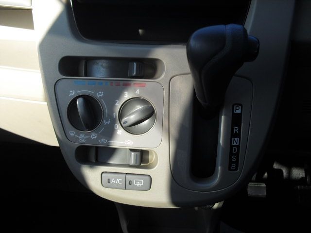 Daihatsu MOVE 2013-03 1481-10