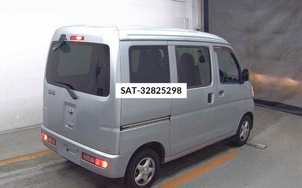 Toyota PIXIS VAN 2016 8926443-4