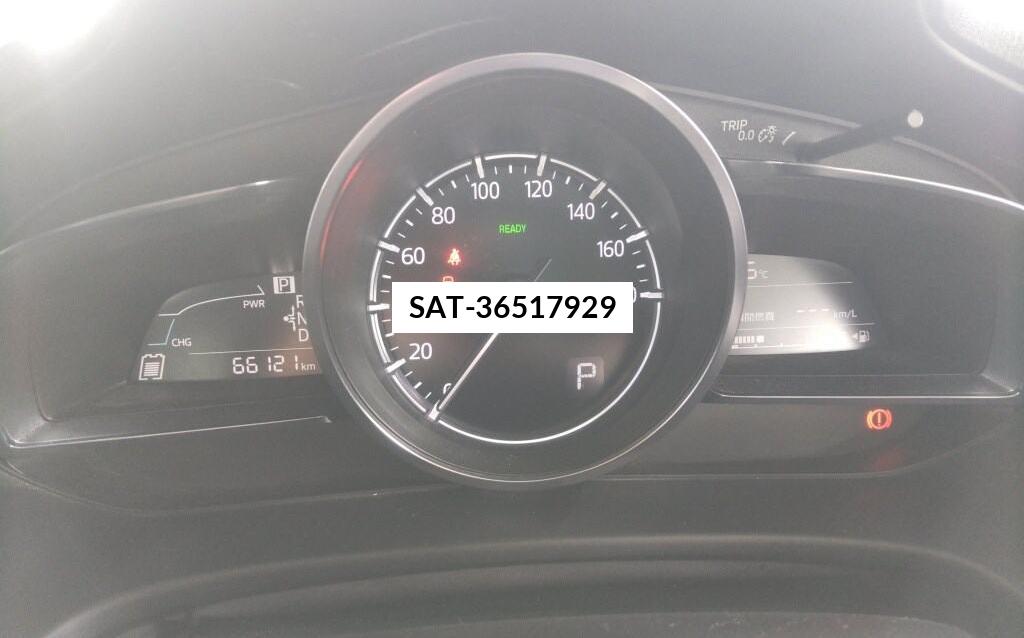 Mazda AXELA HYBRID 2017 8930521-5