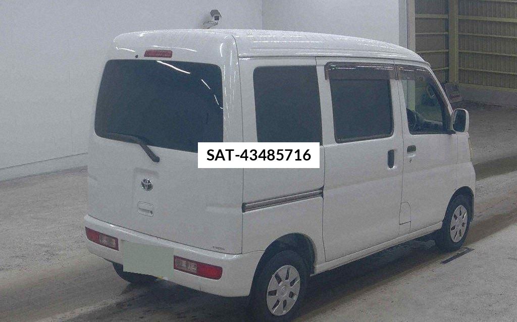 Toyota PIXIS VAN 2013 8926445-4