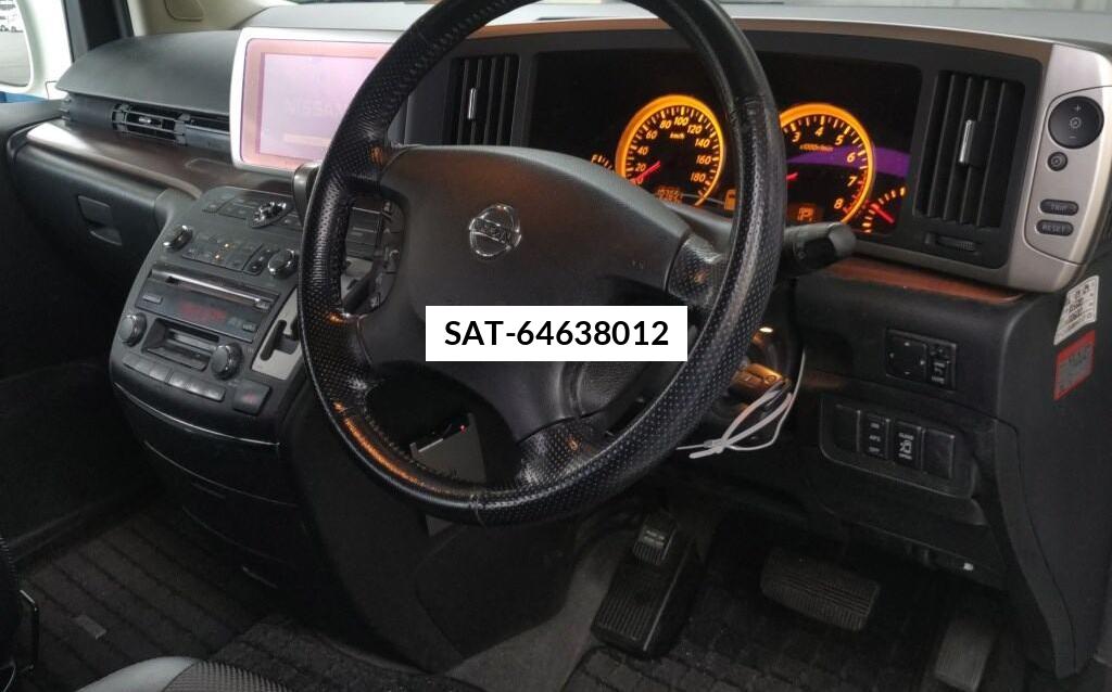 Nissan ELGRAND 2005 8902404-2