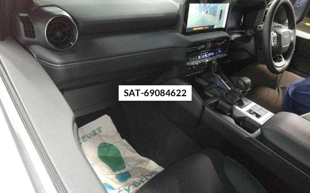 Toyota Land Cruiser 250 2025 8893180-2