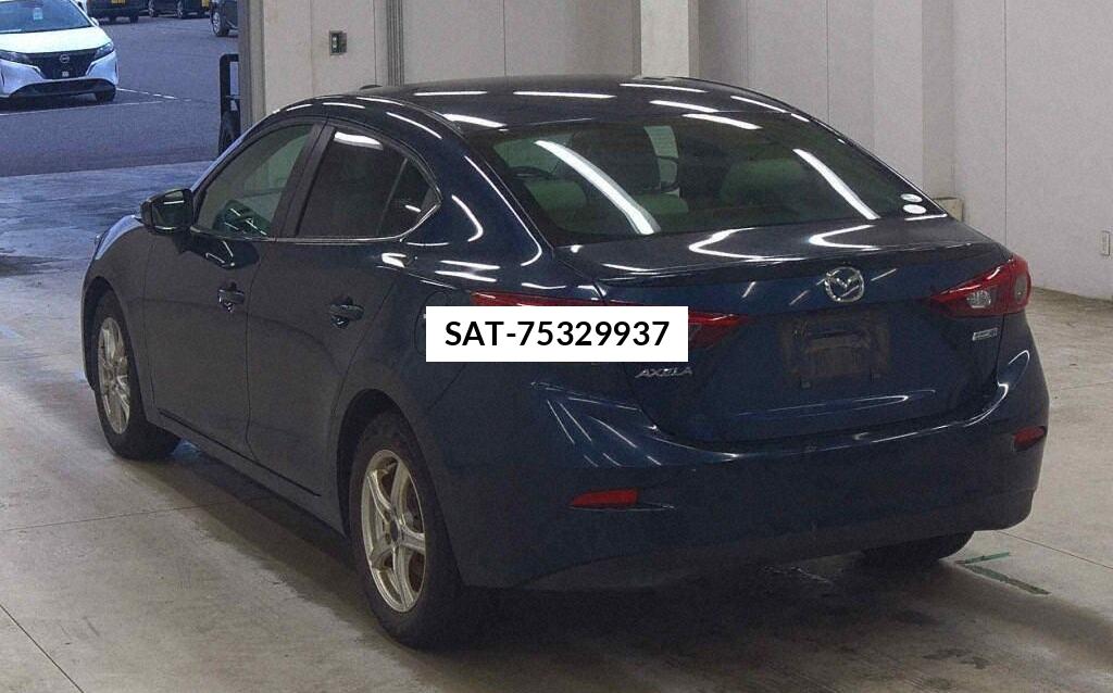 Mazda AXELA HYBRID 2013 8930566-1