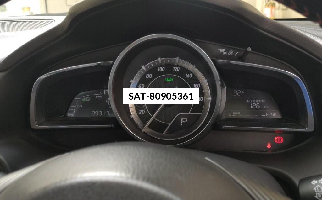 Mazda AXELA HYBRID 2014 8930563-5