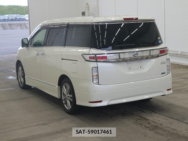 Nissan ELGRAND 2011 8761727-1