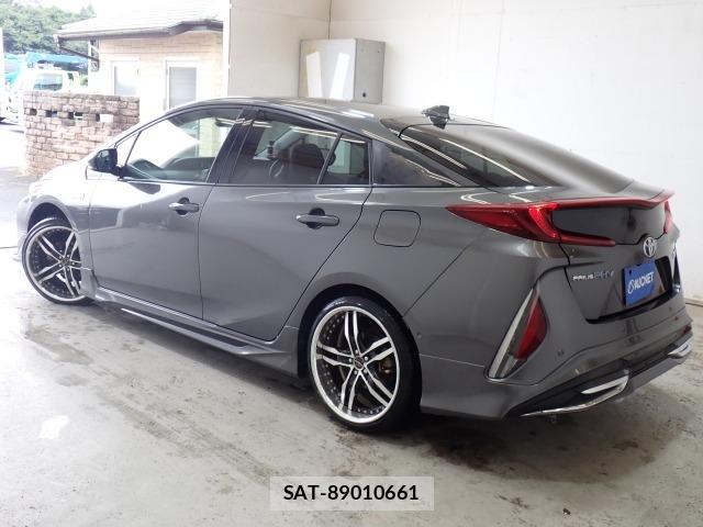 Toyota PRIUS PHV 2017 8798489-1