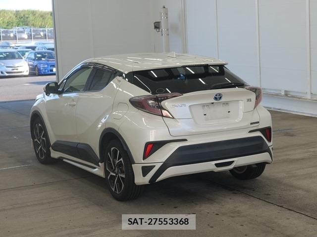Toyota C-HR 2017 8858873-1