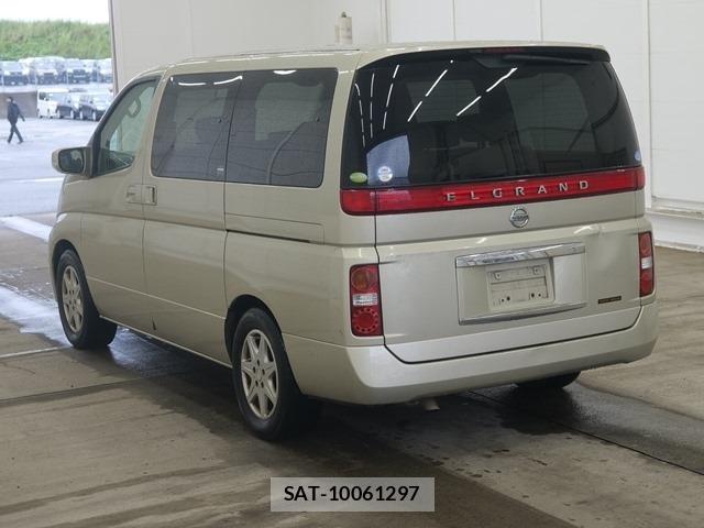 Nissan ELGRAND 2005 8888751-1