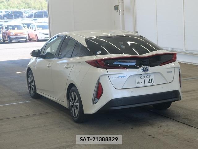 Toyota PRIUS PHV 2018 8902861-1