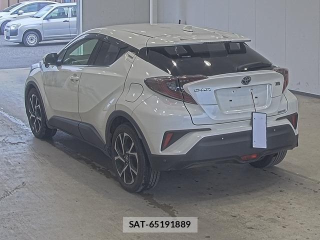Toyota C-HR 2016 8893486-1