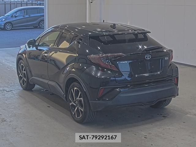 Toyota C-HR 2018 8909348-1
