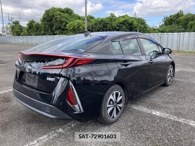 Toyota PRIUS PHV 2019 8902917-1