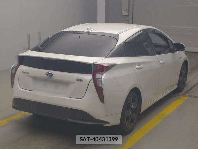 Toyota PRIUS 2016 8911395-1