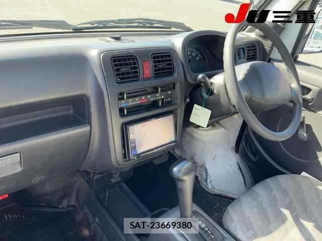Suzuki CARRY TRUCK 2006 8679742-8