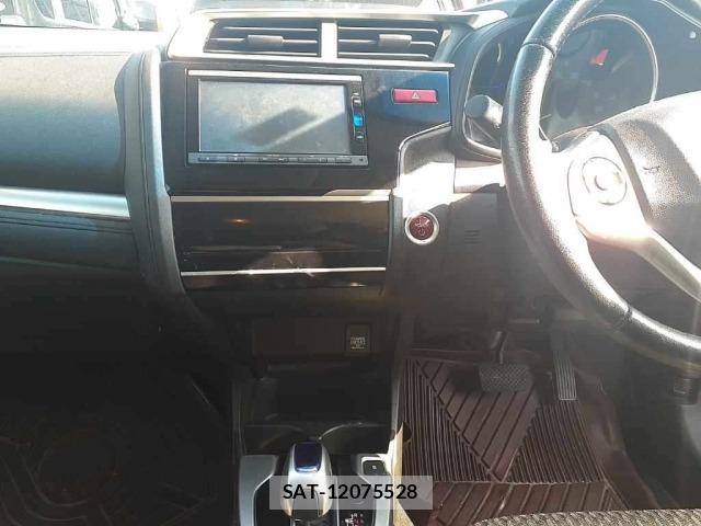 Honda FIT 2015 8862128-11