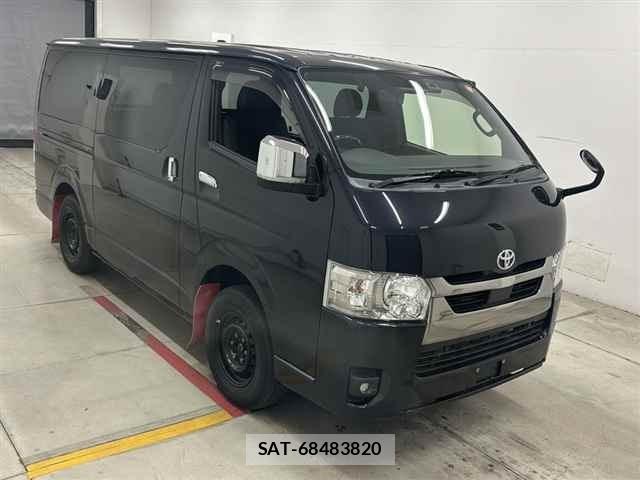 Toyota HIACE VAN 2022 8698168-0