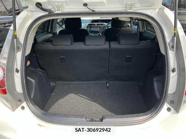 Toyota AQUA 2014 8705885-10