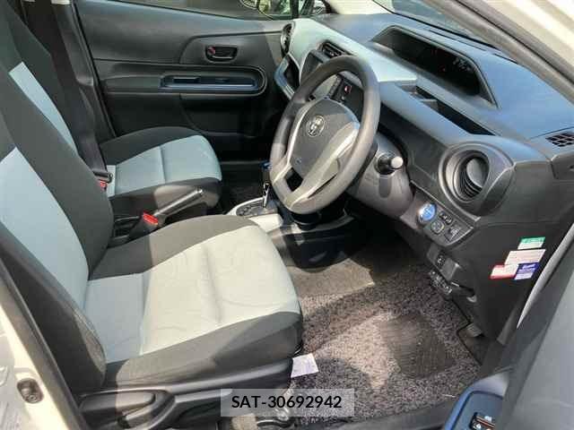 Toyota AQUA 2014 8705885-7