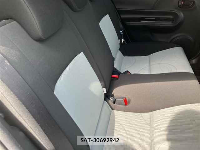 Toyota AQUA 2014 8705885-8