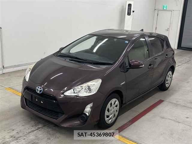 Toyota AQUA 2016 8705886-4
