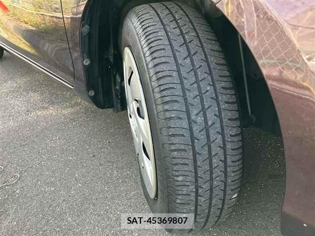Toyota AQUA 2016 8705886-9