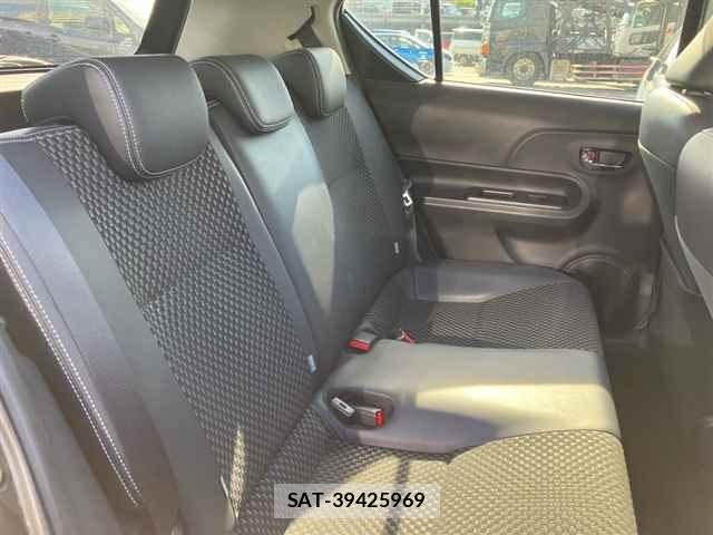 Toyota AQUA 2015 8705887-8