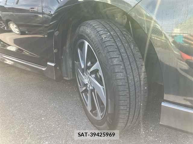 Toyota AQUA 2015 8705887-9