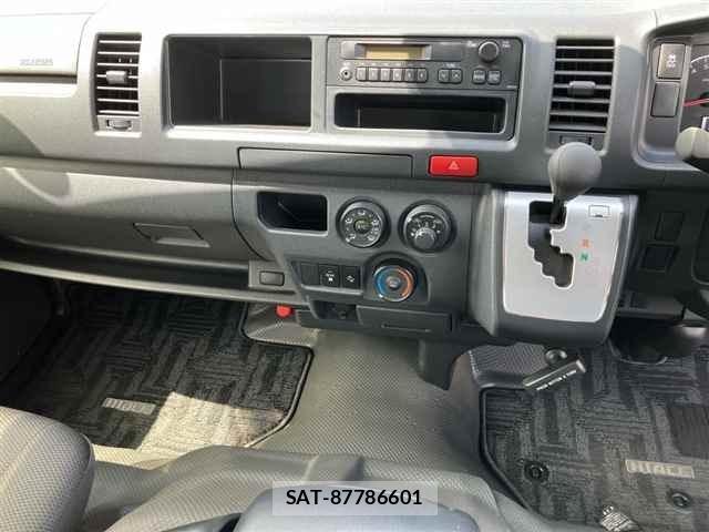 Toyota HIACE WAGON 2019 8915661-6