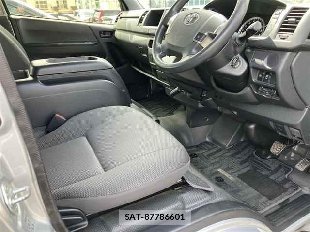 Toyota HIACE WAGON 2019 8915661-7