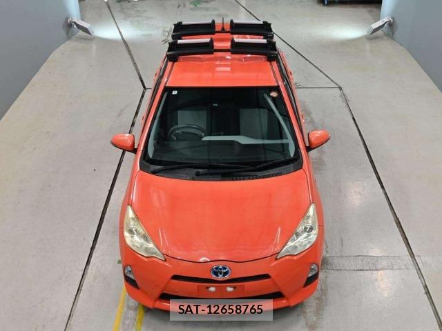 Toyota AQUA 2012 8944355-7