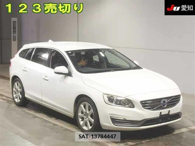 Volvo V60 2015 8802433-0