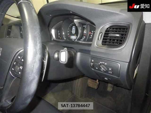 Volvo V60 2015 8802433-5