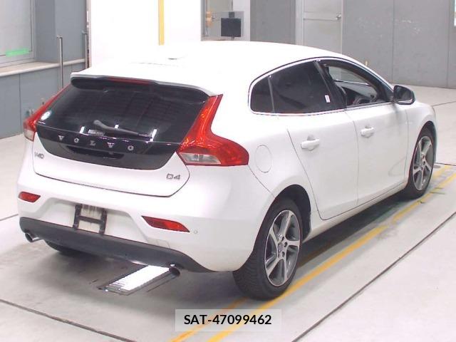 Volvo V40 2016 8862065-1