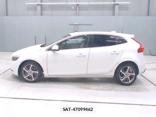 Volvo V40 2016 8862065-4