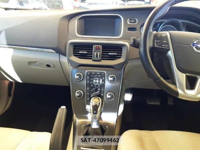 Volvo V40 2016 8862065-9