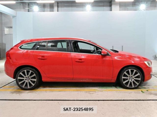 Volvo V60 2014 8851878-3